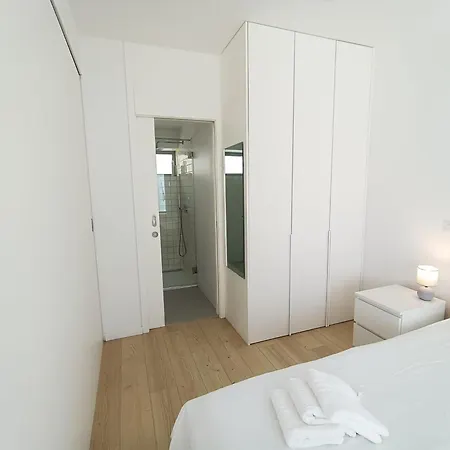 Ria & Mar Collection I * Aveiro