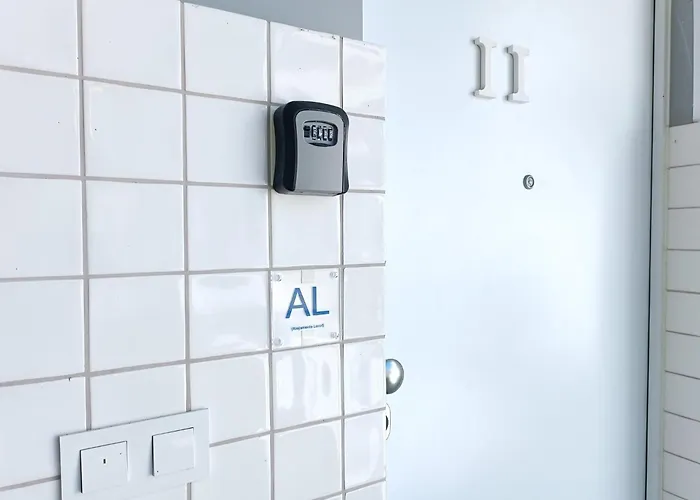 Ria & Mar Collection I *